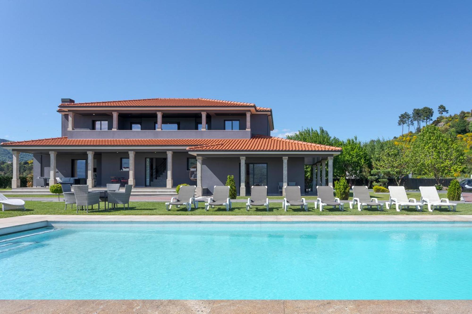 Spacious Villa Pool & Douro View By Host Wise Santa Marinha do Zêzere Esterno foto