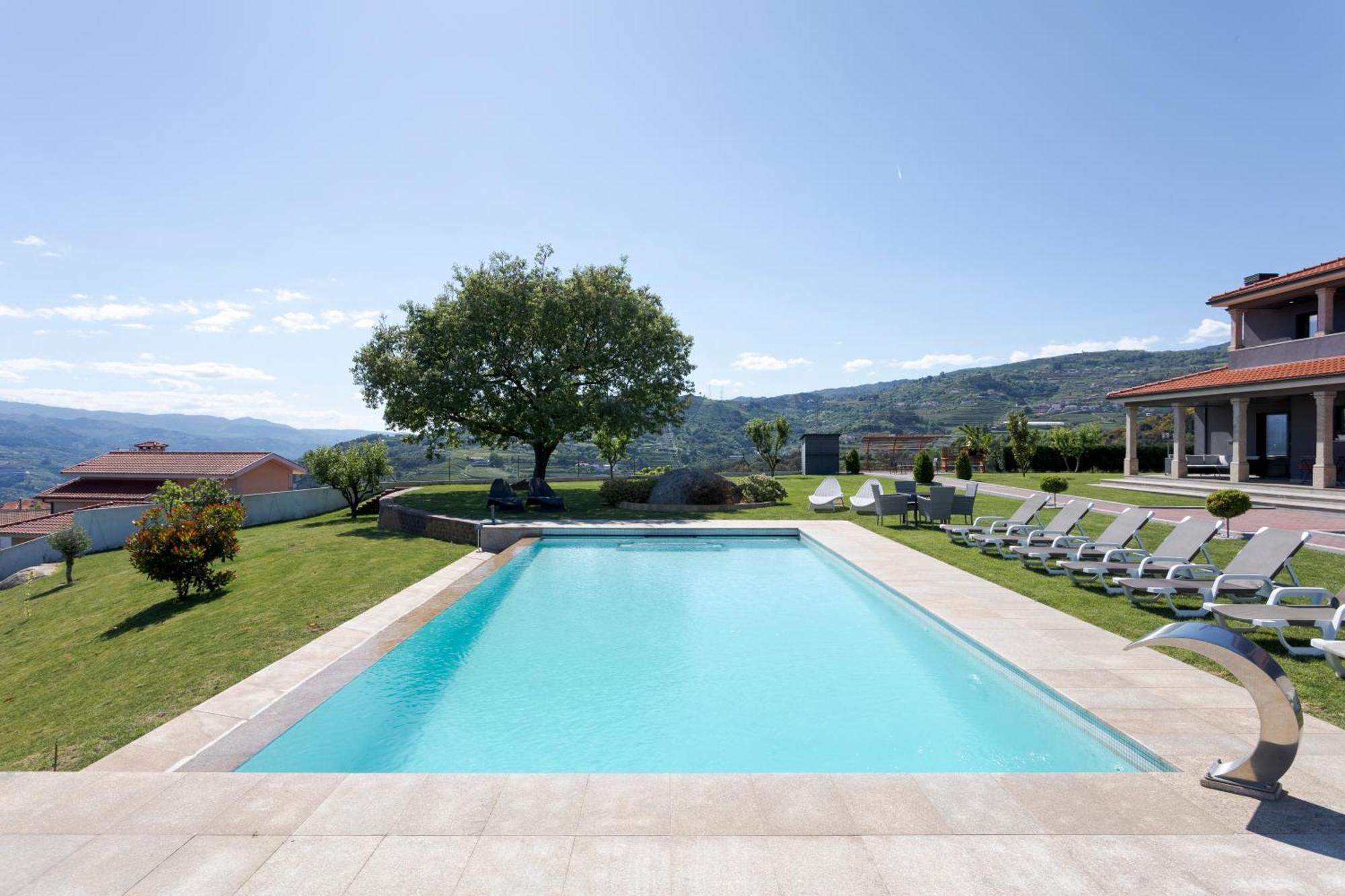 Spacious Villa Pool & Douro View By Host Wise Santa Marinha do Zêzere Esterno foto